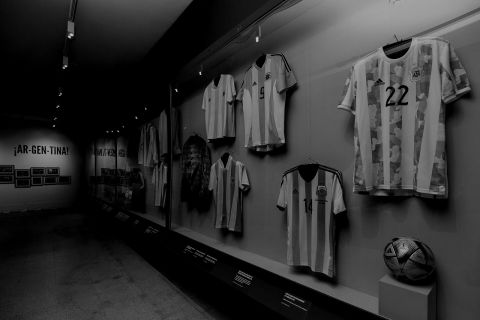 Plain dry-fit sports T-shirt